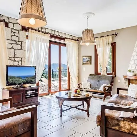 Villa Rachi Sleeps 8 Pool Air Con Wifi